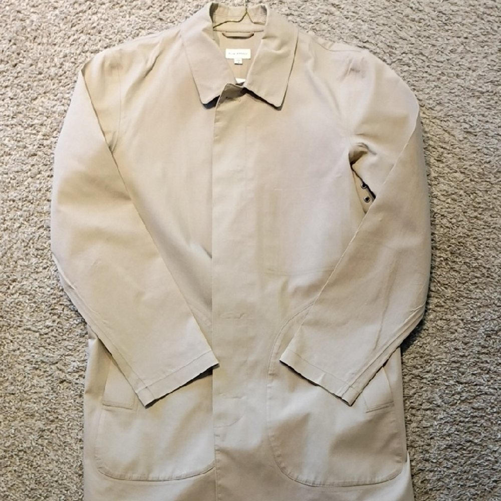 Club Monaco Light Tan Trench Coat